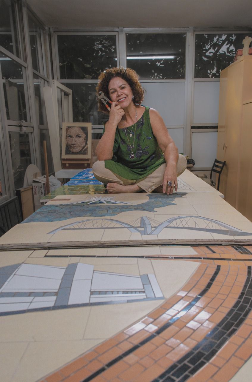 Projeto Arte nos Trilhos expõe e doa obras de mosaico ao Metrô de Brasília