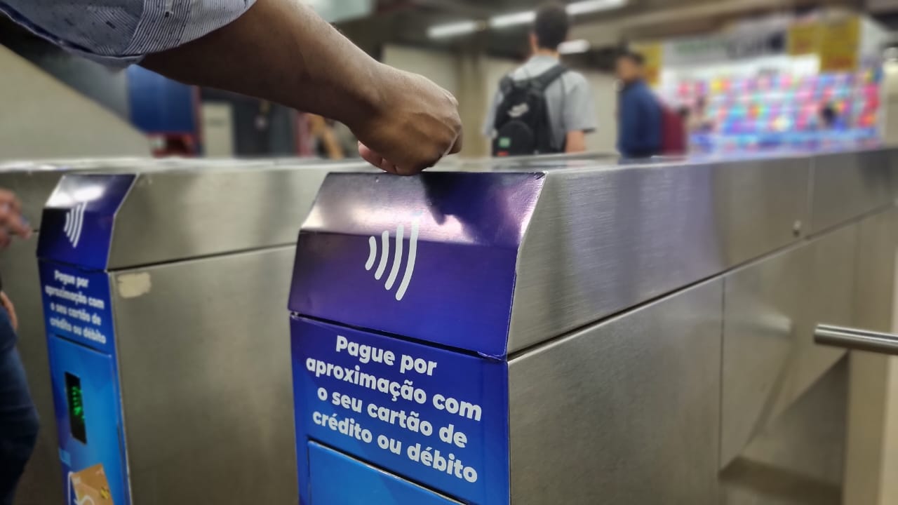 Passageiros do Metrô-DF poderão pagar  tarifa com cartão de crédito e débito