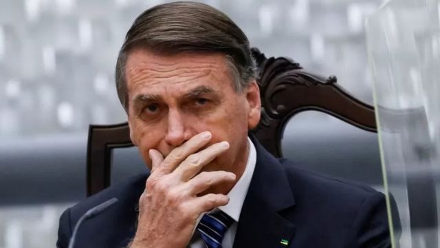 PF realiza operação na casa do ex-presidente Jair Messias Bolsonaro